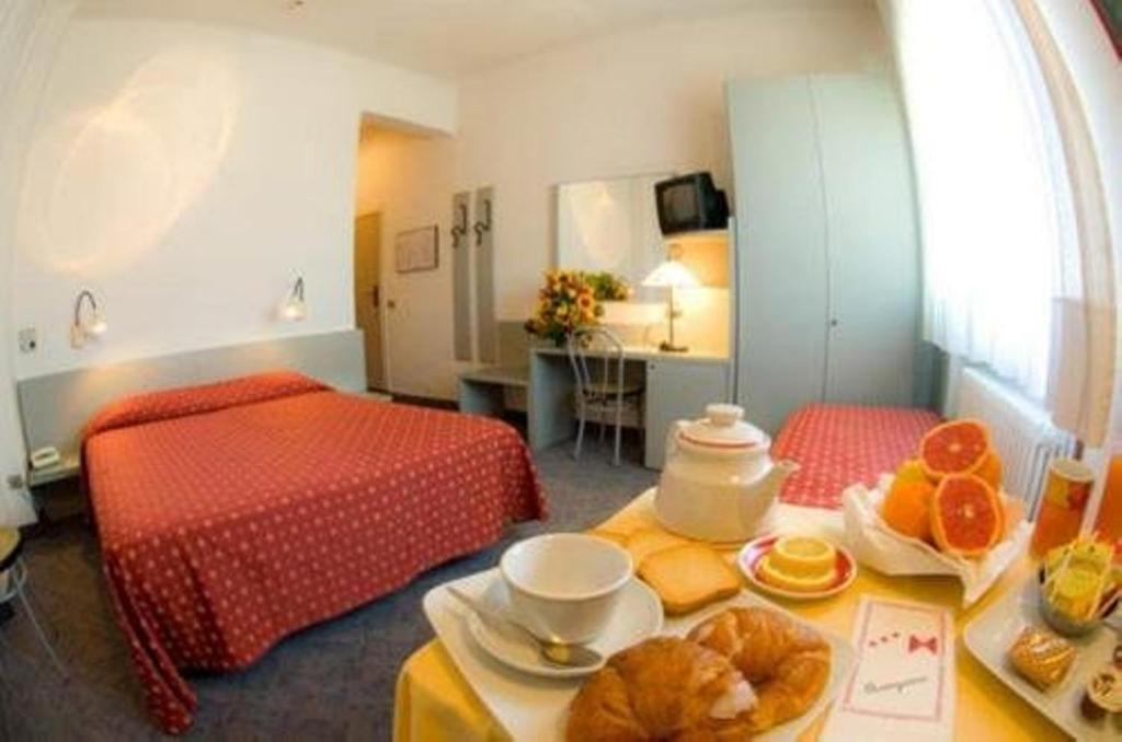 Hotel Milano Pistoia Pokój zdjęcie