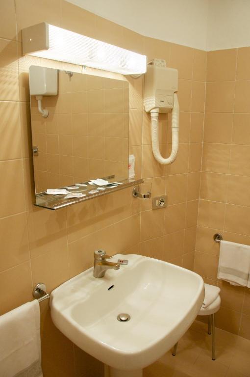 Hotel Milano Pistoia Zewnętrze zdjęcie