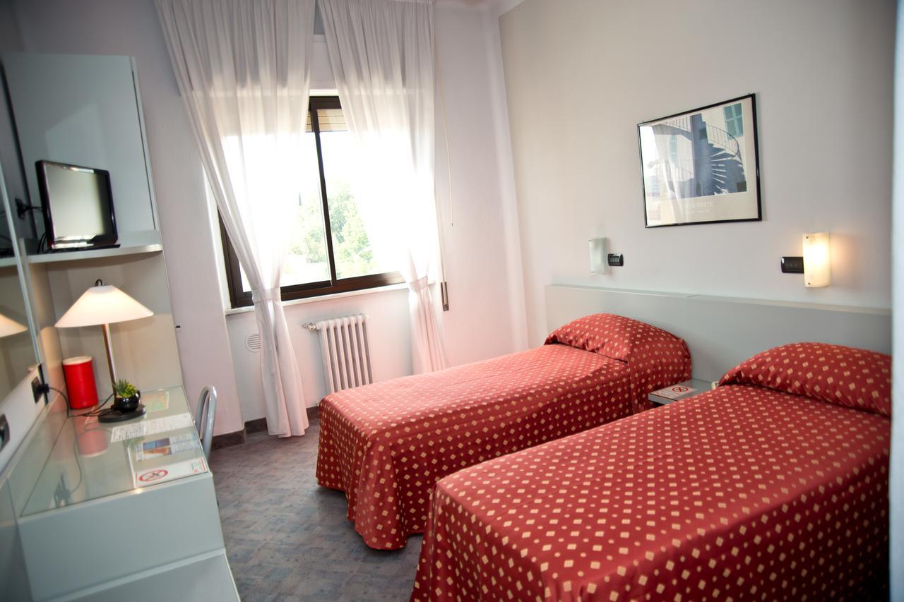 Hotel Milano Pistoia Zewnętrze zdjęcie